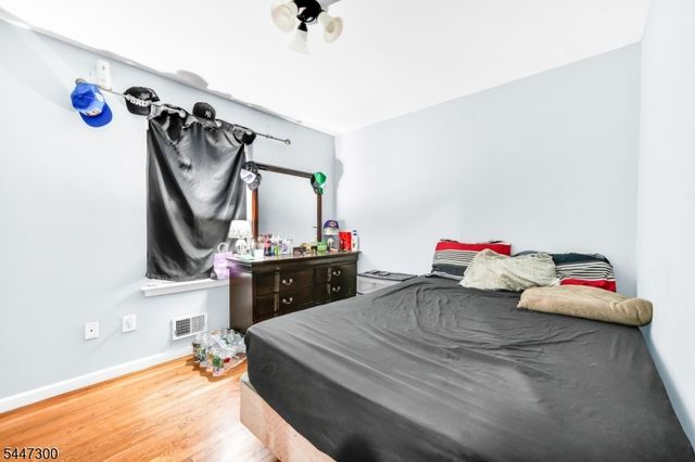 64 Brunswick St, Newark City, NJ 07114