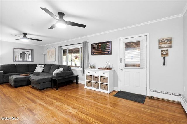 7 Maplewood Parkway, South Glens Falls, NY 12803