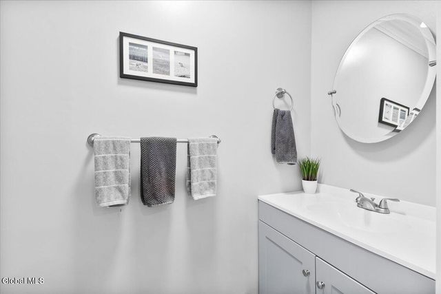 7 Maplewood Parkway, South Glens Falls, NY 12803