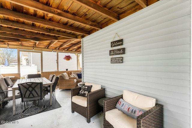 7 Maplewood Parkway, South Glens Falls, NY 12803