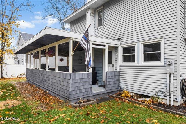 7 Maplewood Parkway, South Glens Falls, NY 12803