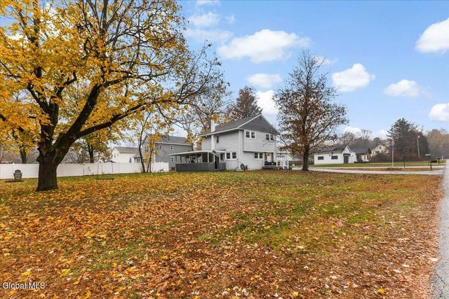 7 Maplewood Parkway, South Glens Falls, NY 12803