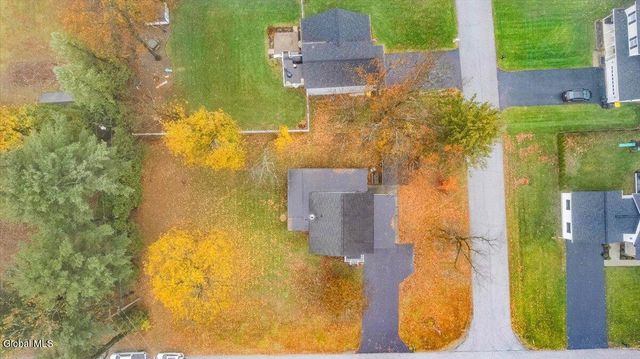 7 Maplewood Parkway, South Glens Falls, NY 12803