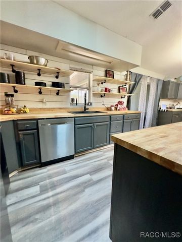 21271 SW Marine Boulevard, Dunnellon, FL 34431