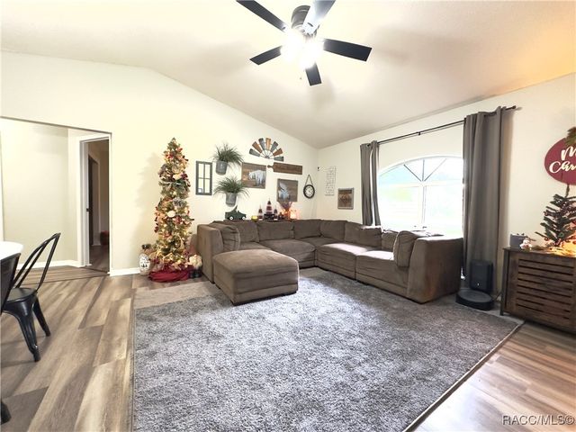 21271 SW Marine Boulevard, Dunnellon, FL 34431