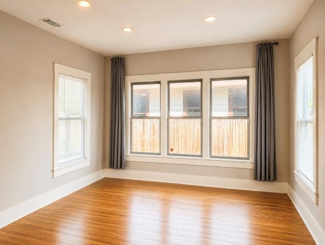 4530 Walker Street, Houston, TX 77023