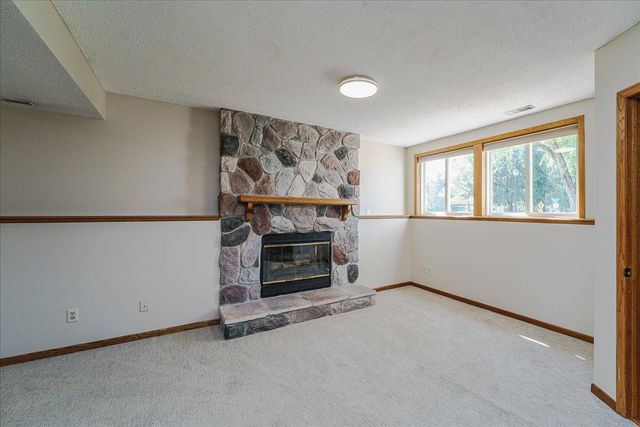 1100 W 158th Street, Burnsville, MN 55306