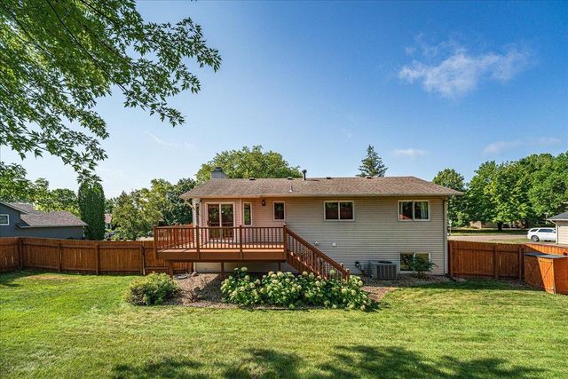 1100 W 158th Street, Burnsville, MN 55306