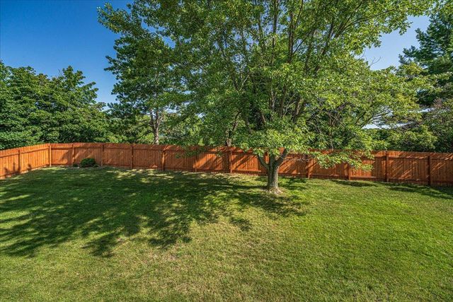 1100 W 158th Street, Burnsville, MN 55306