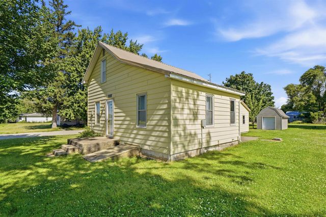 628 W Superior Street, Clarksville, IA 50619