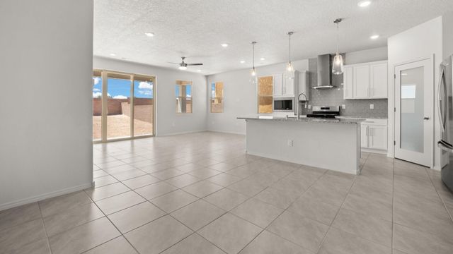 6706 Brianna Road NE, Rio Rancho, NM 87144