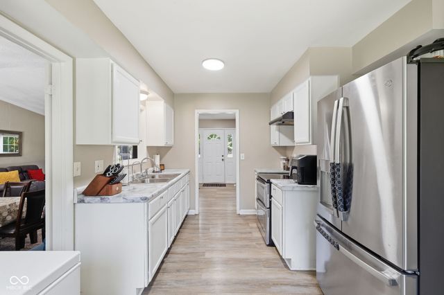 5420 W 62nd Street, Indianapolis, IN 46268