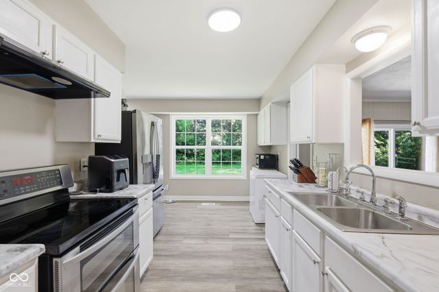 5420 W 62nd Street, Indianapolis, IN 46268