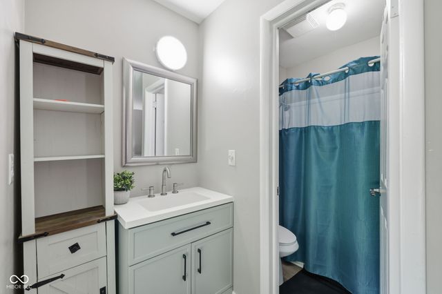 5420 W 62nd Street, Indianapolis, IN 46268