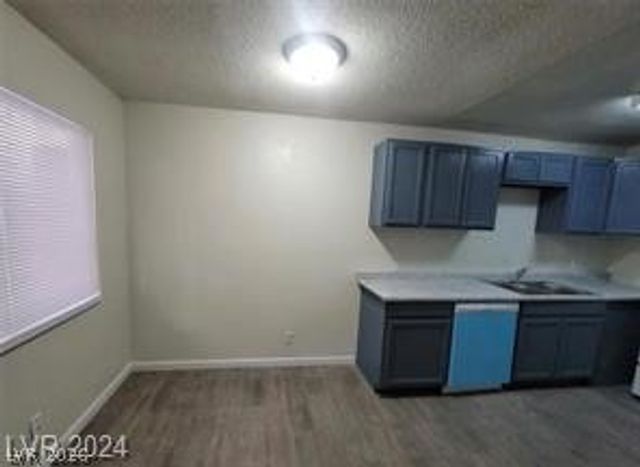 304 Orland Street 39, Las Vegas, NV 89107