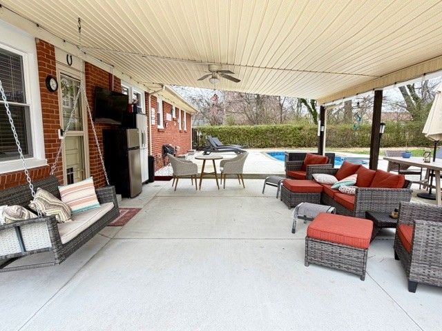 112 Ragan St, Tullahoma, TN 37388