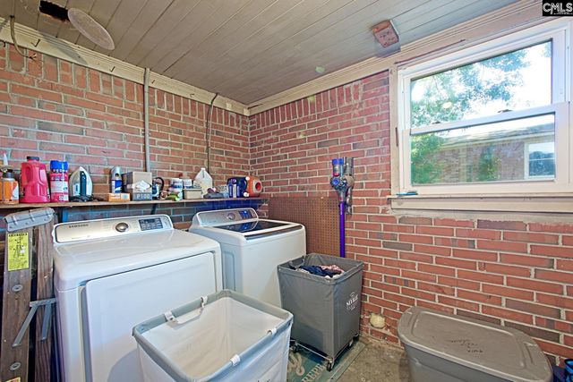 621 Hook Ave, West Columbia, SC 29169