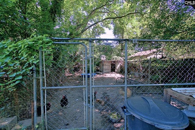 621 Hook Ave, West Columbia, SC 29169