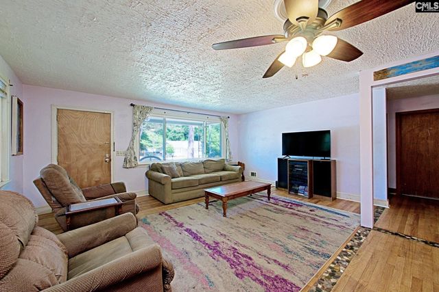 621 Hook Ave, West Columbia, SC 29169