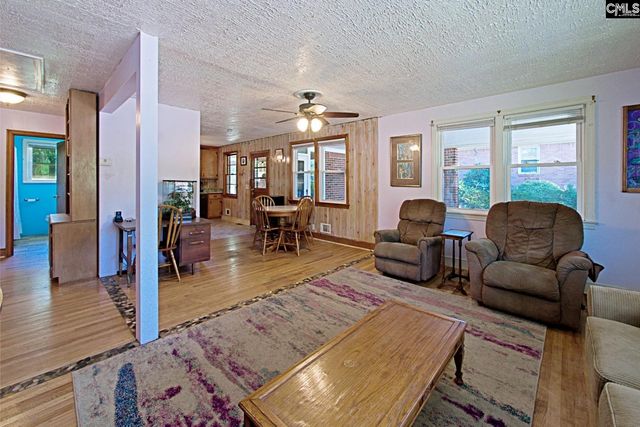 621 Hook Ave, West Columbia, SC 29169