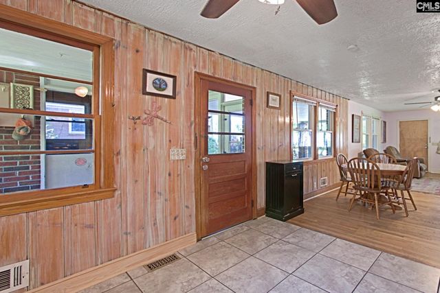 621 Hook Ave, West Columbia, SC 29169