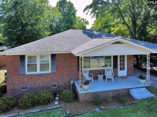 621 Hook Ave, West Columbia, SC 29169