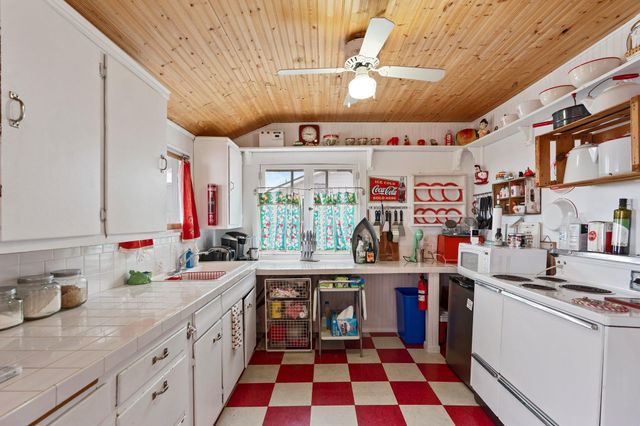 30138 Circle Drive, Breezy Point, MN 56472