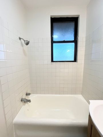 1329 N Lorel Avenue 1W, Chicago, IL 60651