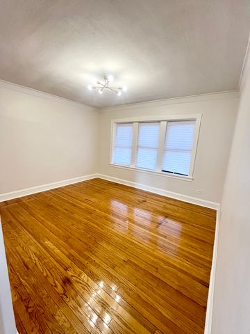 1329 N Lorel Avenue 1W, Chicago, IL 60651