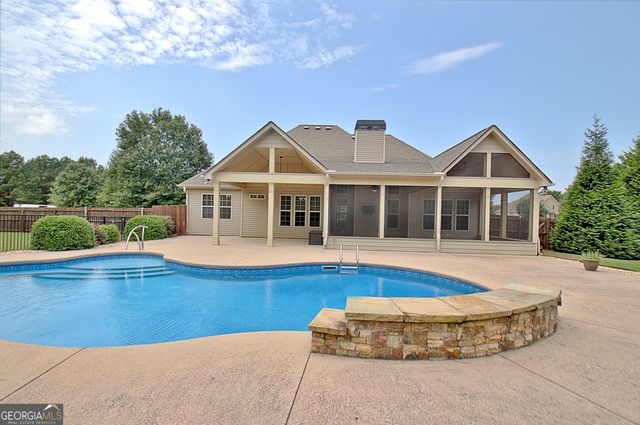 154 Fieldstone Farms Drive, Senoia, GA 30276