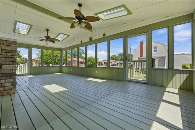 1610 9th Avenue, Vienna, WV 26105