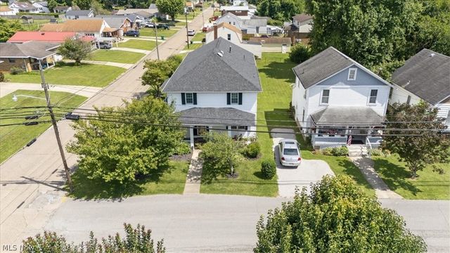 1610 9th Avenue, Vienna, WV 26105