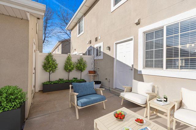 1342 E 6125 S, South Ogden, UT 84405