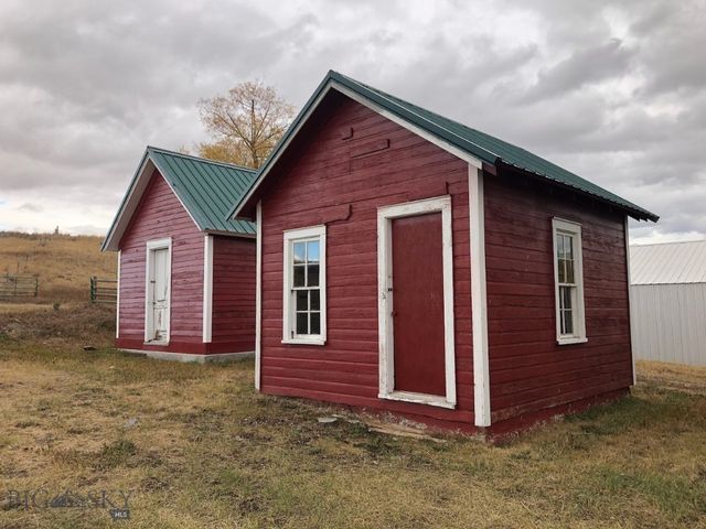 477 Reese Creek Road, Belgrade, MT 59714