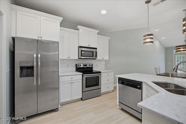 1175 Greensview Circle, Leland, NC 28451