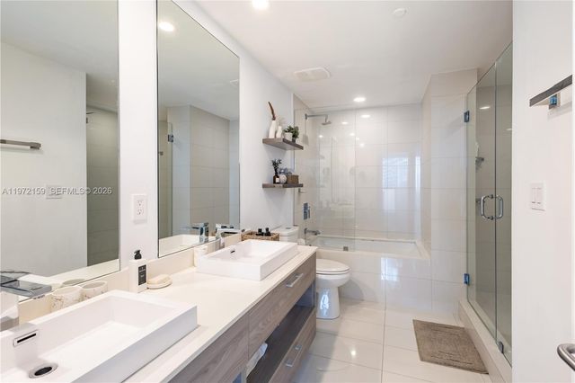 1300 S Miami Ave 2006, Miami, FL 33130