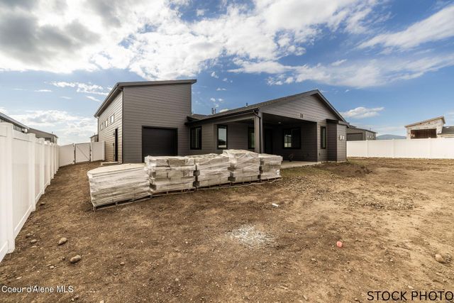11506 N Clapton Ln, Rathdrum, ID 83858