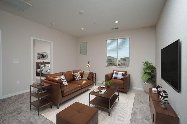 7317 Dorstone Way, Sacramento, CA 95829