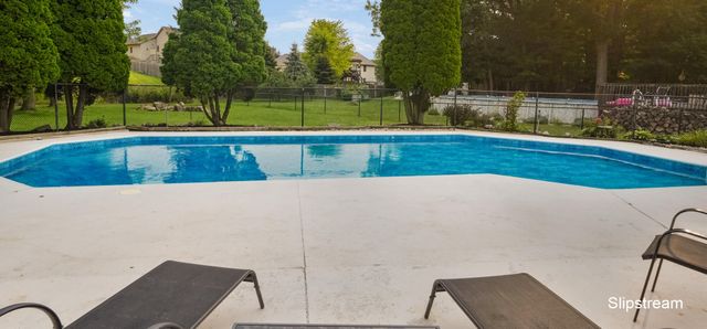 101 Chicory Street NE, Comstock Park, MI 49321
