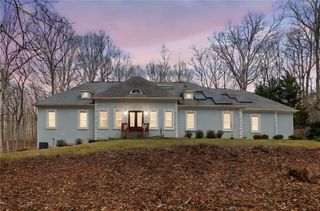 176 River Ridge Drive, Pendergrass, GA 30567