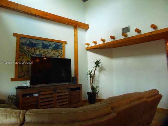 2608 NW 79th Ave, Margate, FL 33063