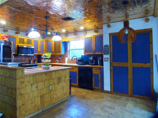 2608 NW 79th Ave, Margate, FL 33063