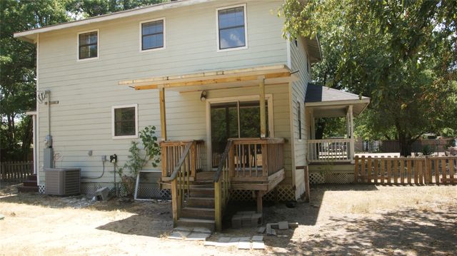 207 Spring Branch Drive, Red Oak, TX 75154