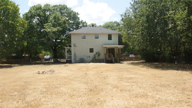 207 Spring Branch Drive, Red Oak, TX 75154