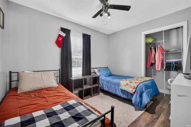 9566 Rabbit Run Drive, Newburgh, IN 47630