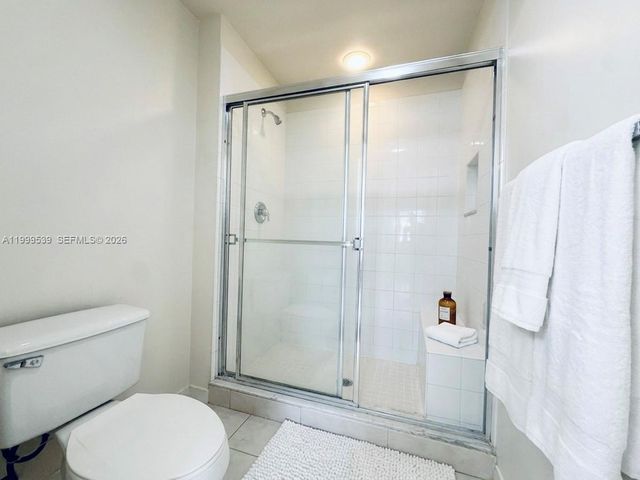 26 Royal Palm Way 201, Boca Raton, FL 33432