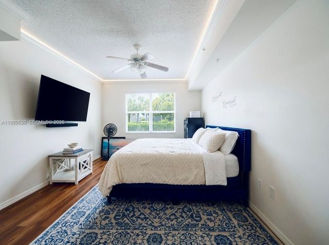 26 Royal Palm Way 201, Boca Raton, FL 33432