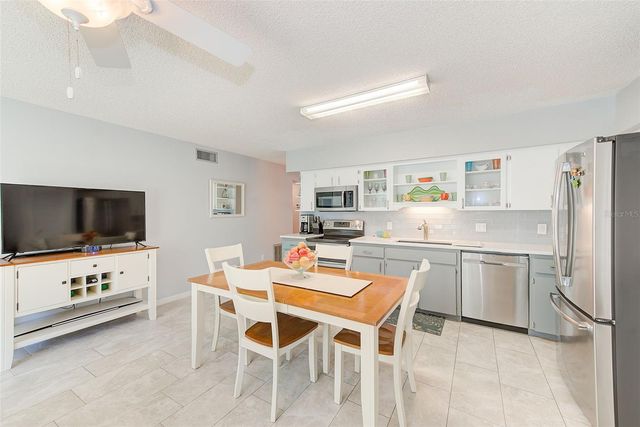 2229 AMERICUS BOULEVARD W 25, Clearwater, FL 33763