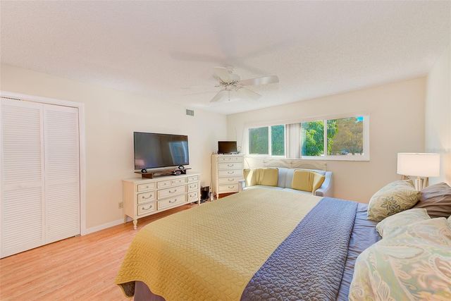 2229 AMERICUS BOULEVARD W 25, Clearwater, FL 33763