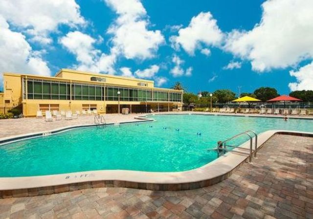 2229 AMERICUS BOULEVARD W 25, Clearwater, FL 33763